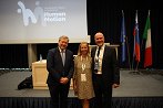 Dr. Igor Papić, minister za visoko šolstvo, znanost in inovacije,
dr. Maja Pajek, prodekanja za znanstveno dejavnost ULFŠ in dr. Rado Pišot, direktor ZRS Koper